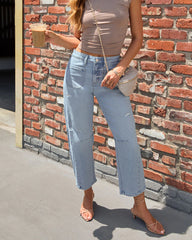 Eveline Stretch Lightly Distressed Barrel Jeans