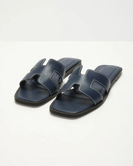 Gordy Flat Sandal
