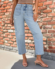 Eveline Stretch Lightly Distressed Barrel Jeans